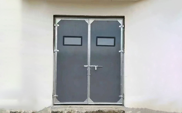 静宁工业门在高温作业区域的运行表现